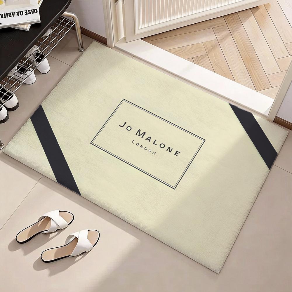 J-Jo M-Malone LOGO Fashion Flo - Home Textiles Logo recensione e prezzo